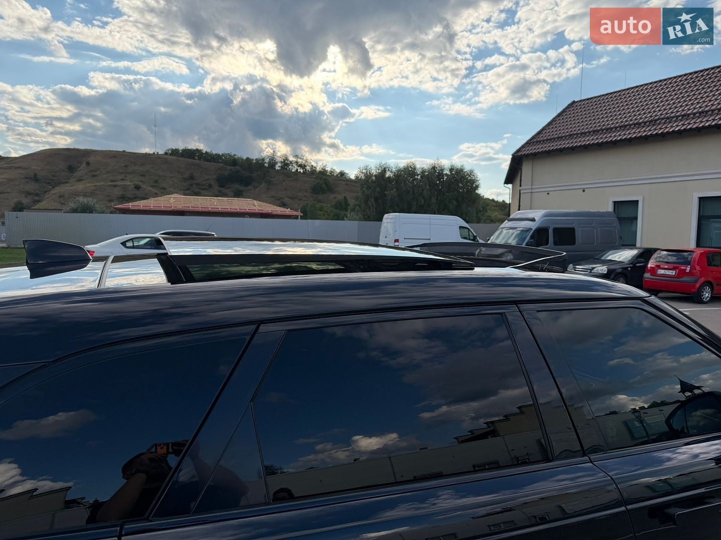 Land Rover Range Rover Velar 2018 VIN SALYB2RX5JA769994 фото оголошення 15 з 15