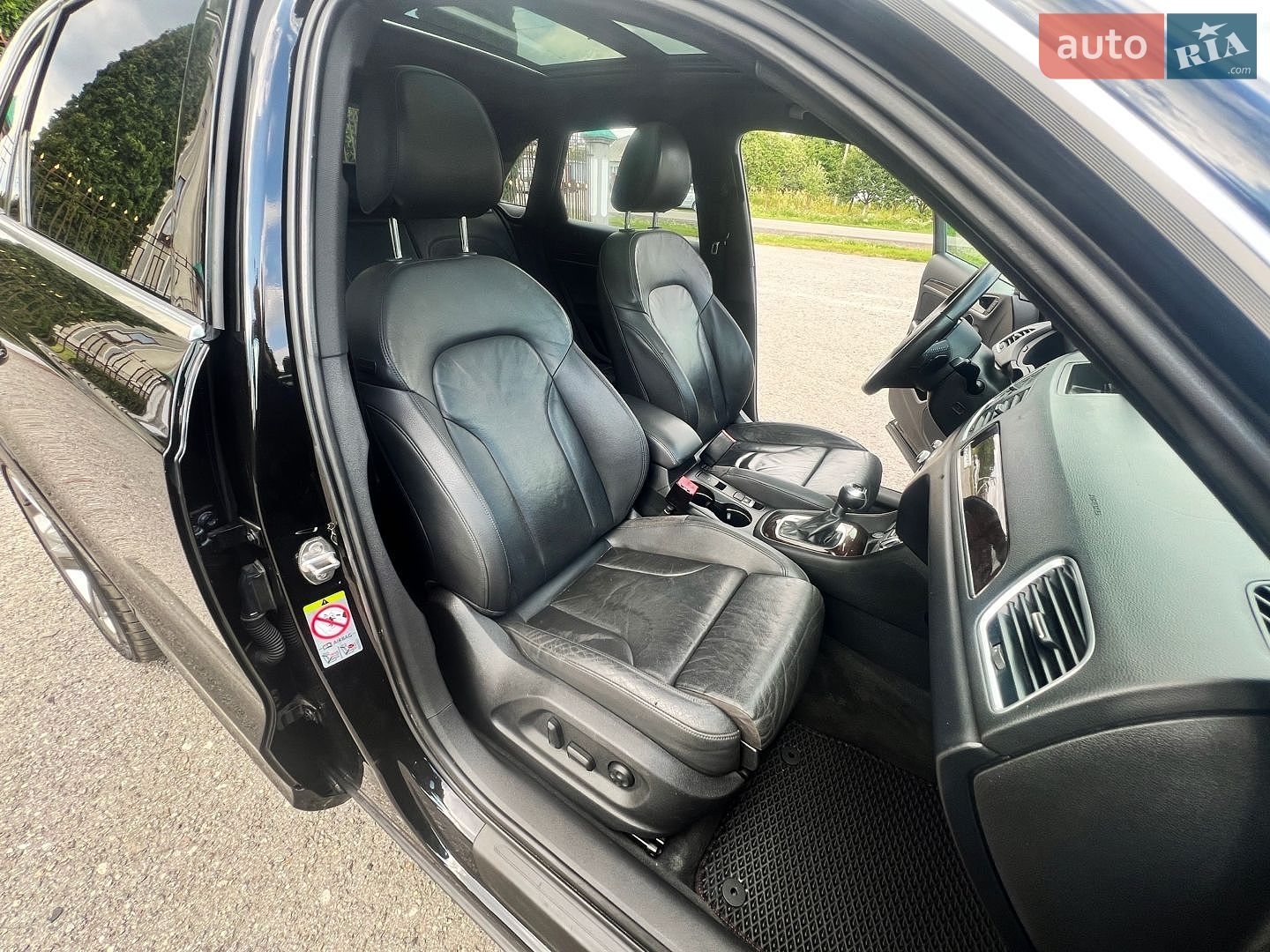 Audi Q3 2015 VIN WA1EFCFSXFR013738 фото оголошення 10 з 26