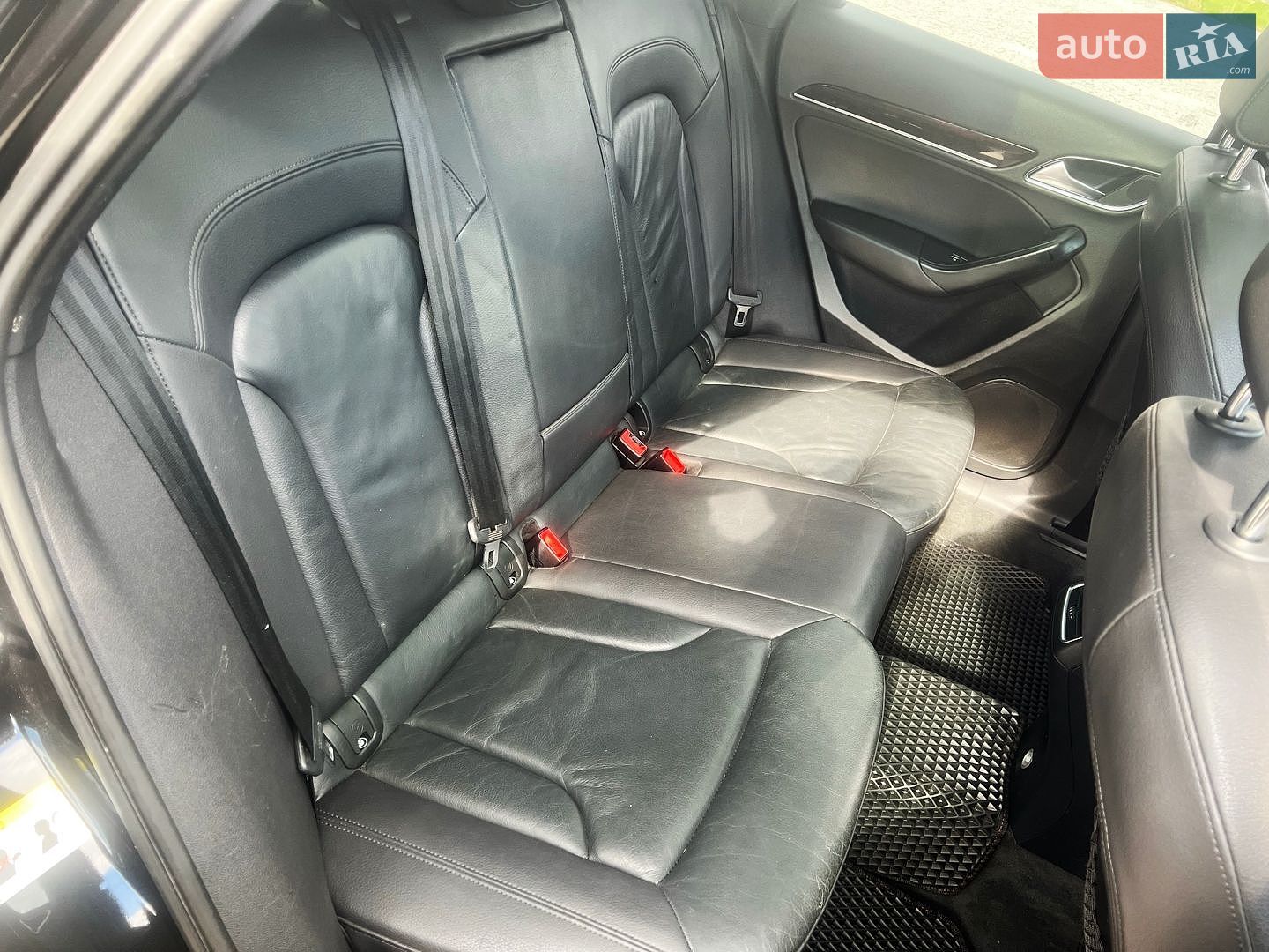 Audi Q3 2015 VIN WA1EFCFSXFR013738 фото оголошення 12 з 26