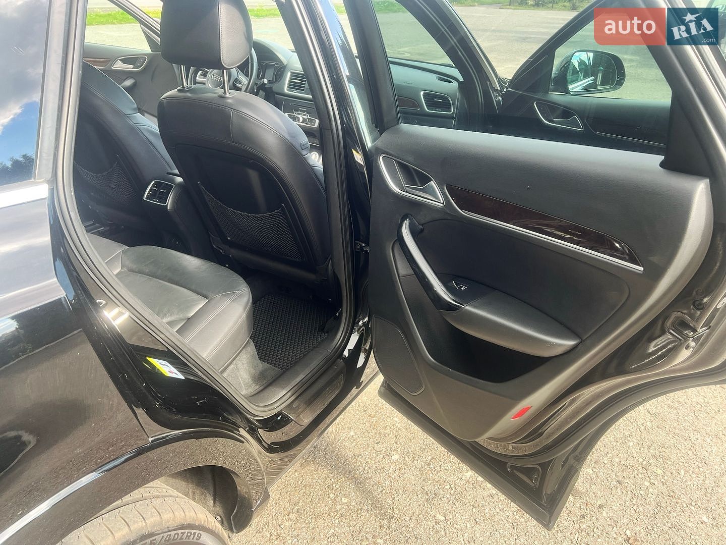 Audi Q3 2015 VIN WA1EFCFSXFR013738 фото оголошення 11 з 26