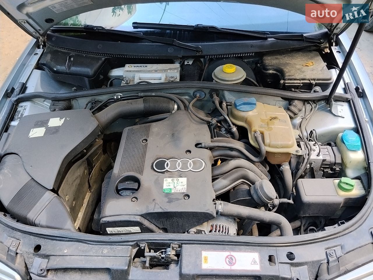 Audi A4 1998 VIN WAUZZZ8DZWA195889 фото оголошення 12 з 12