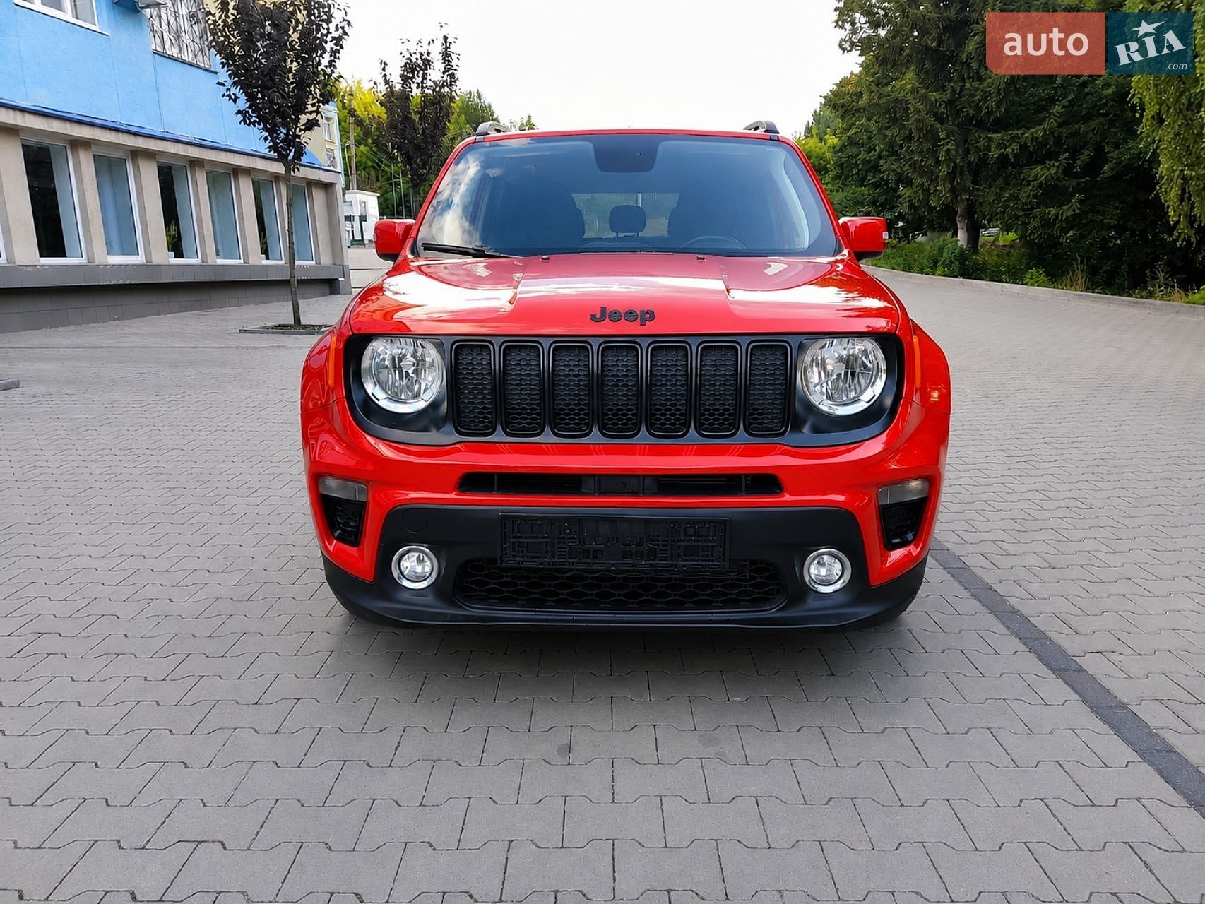 Jeep Renegade 2020 VIN ZACNJABB8LPL41102 фото оголошення 2 з 23