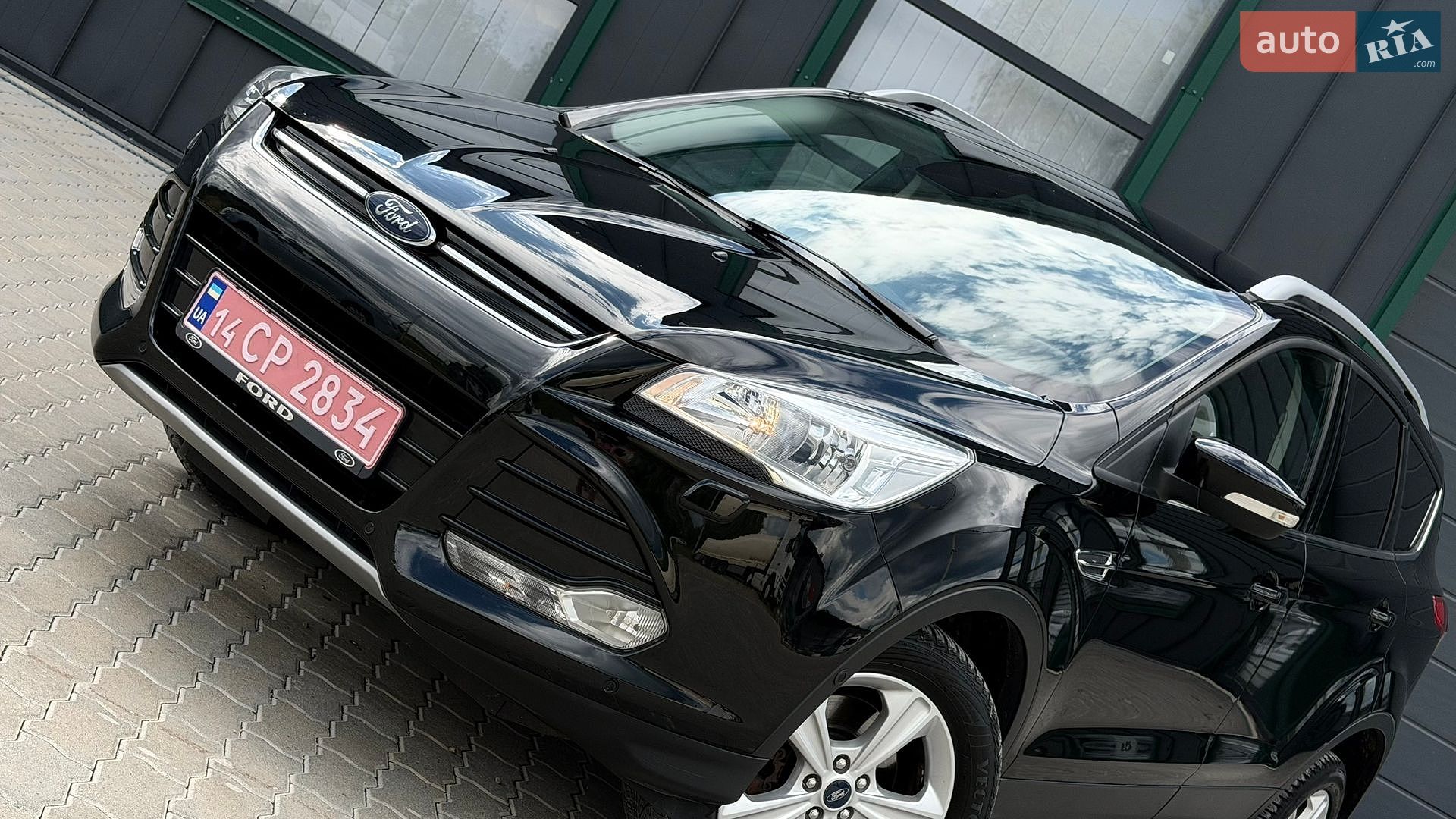 Ford Kuga 2016 VIN WF0AXXWPMAGE19568 фото оголошення 2 з 16