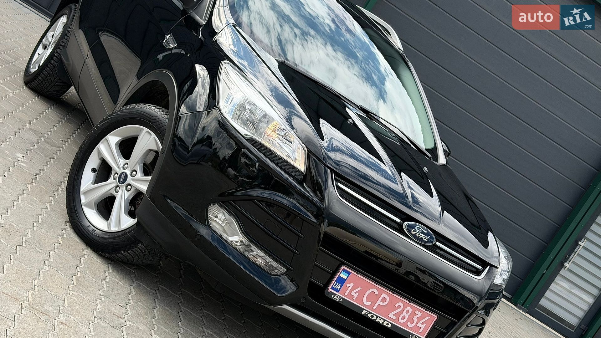 Ford Kuga 2016 VIN WF0AXXWPMAGE19568 фото оголошення 4 з 16
