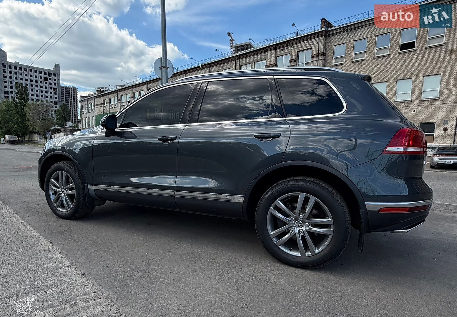 Volkswagen Touareg 2015 VIN WVGEP9BP1GD007036 фото оголошення 12 з 29