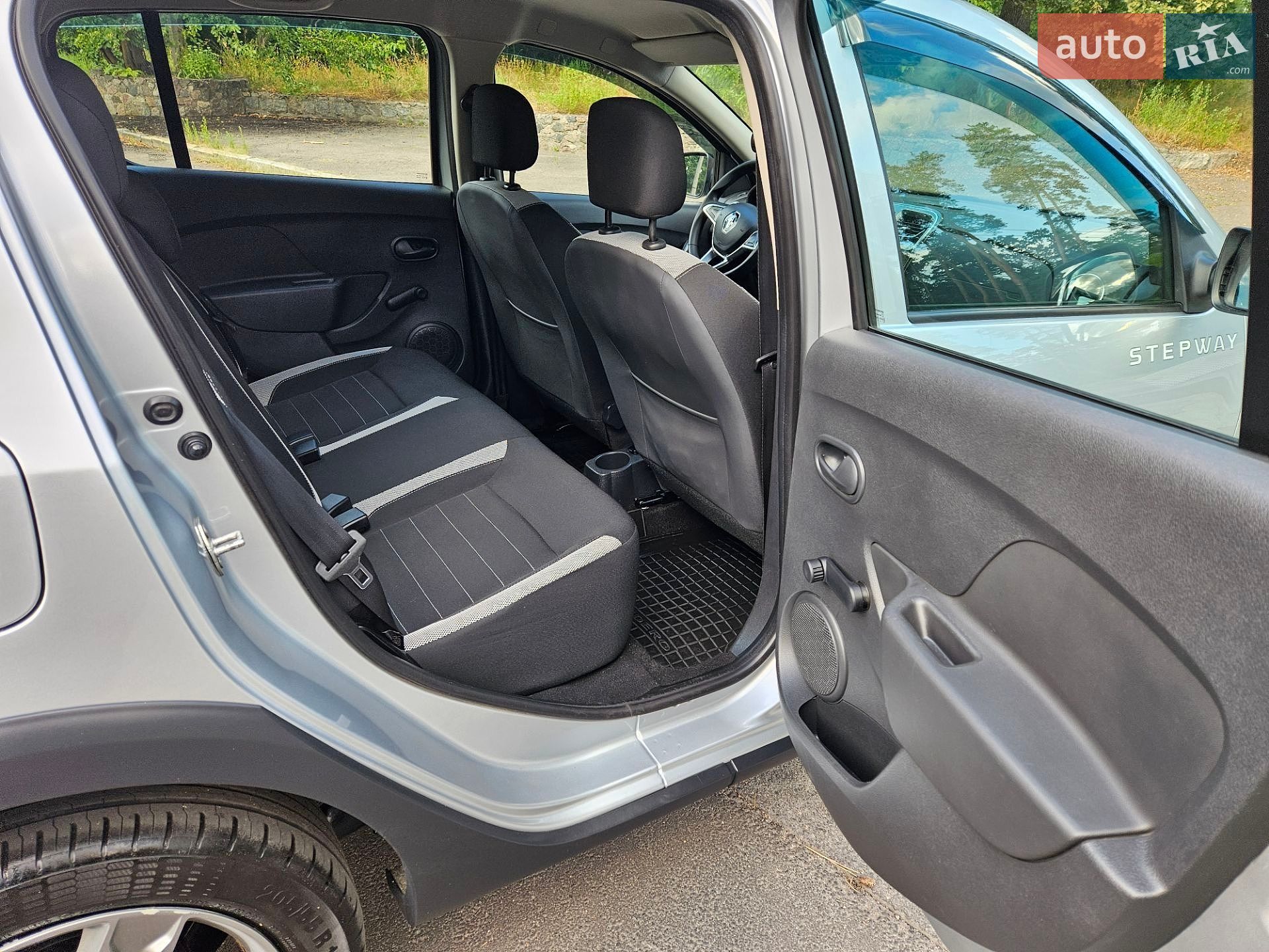 Renault Sandero StepWay 2019 VIN VF15SRA1A63199283 фото оголошення 19 з 28