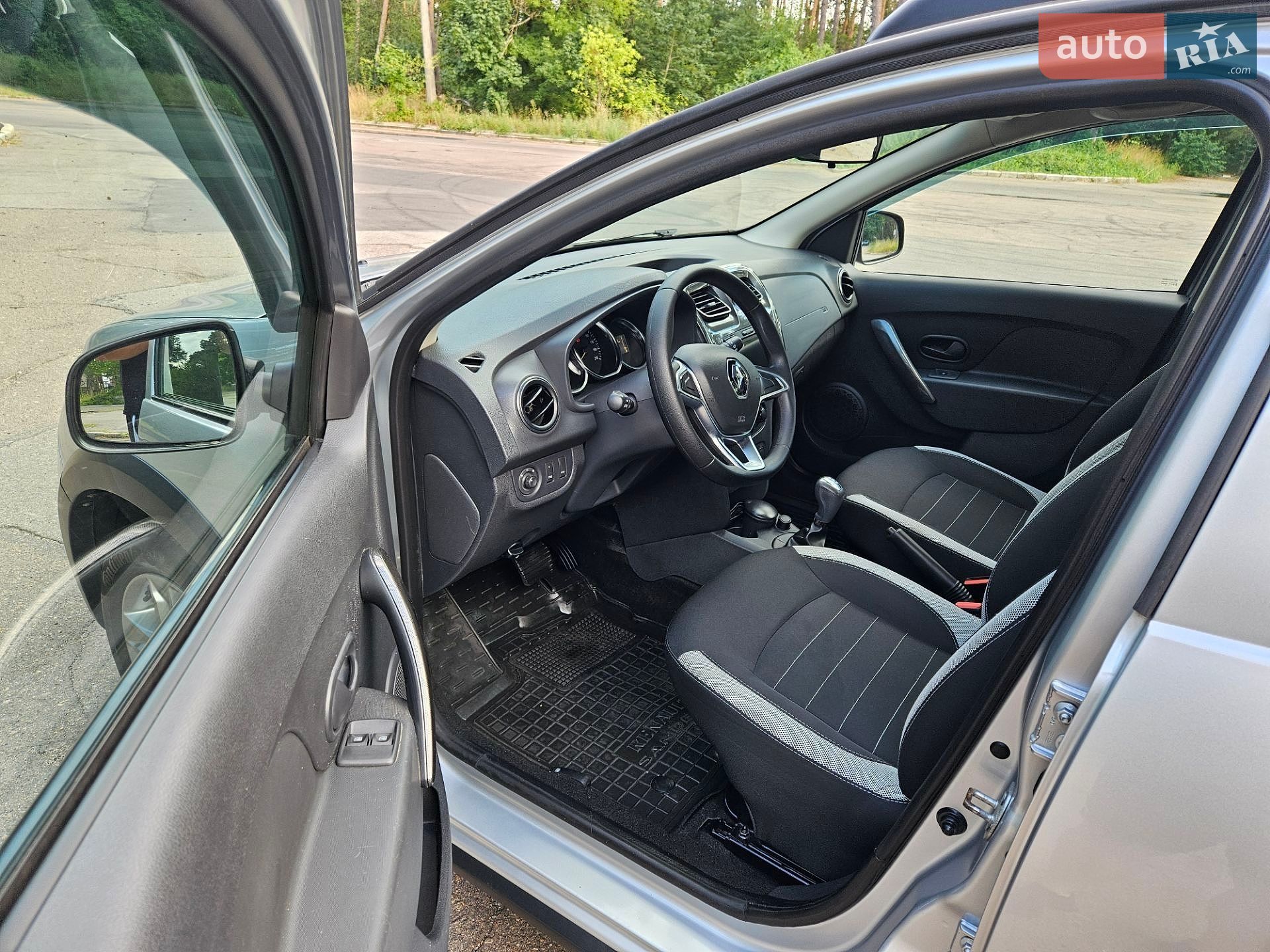 Renault Sandero StepWay 2019 VIN VF15SRA1A63199283 фото оголошення 20 з 28