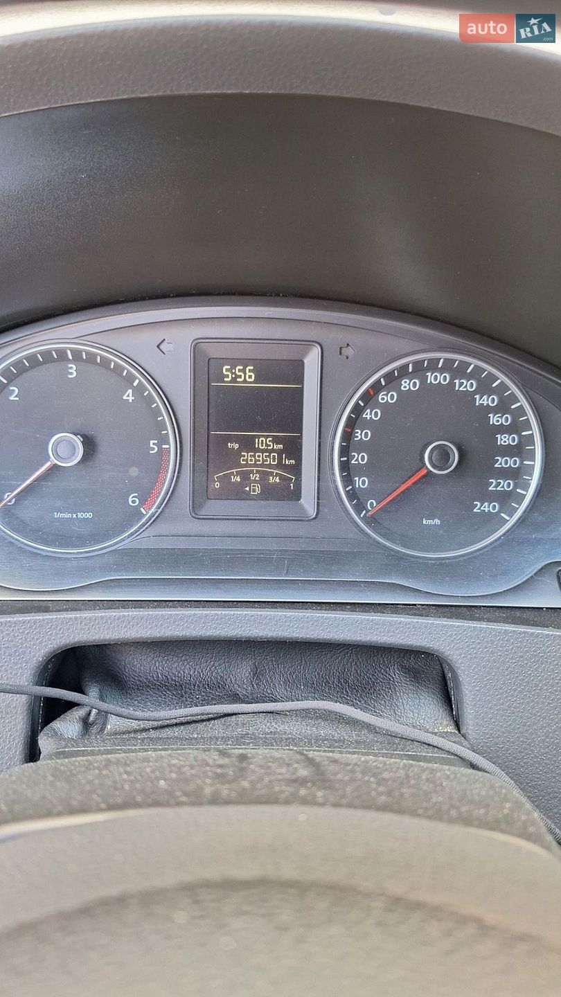 Volkswagen Transporter 2010 VIN WV1ZZZ7HZBH002262 фото оголошення 14 з 15