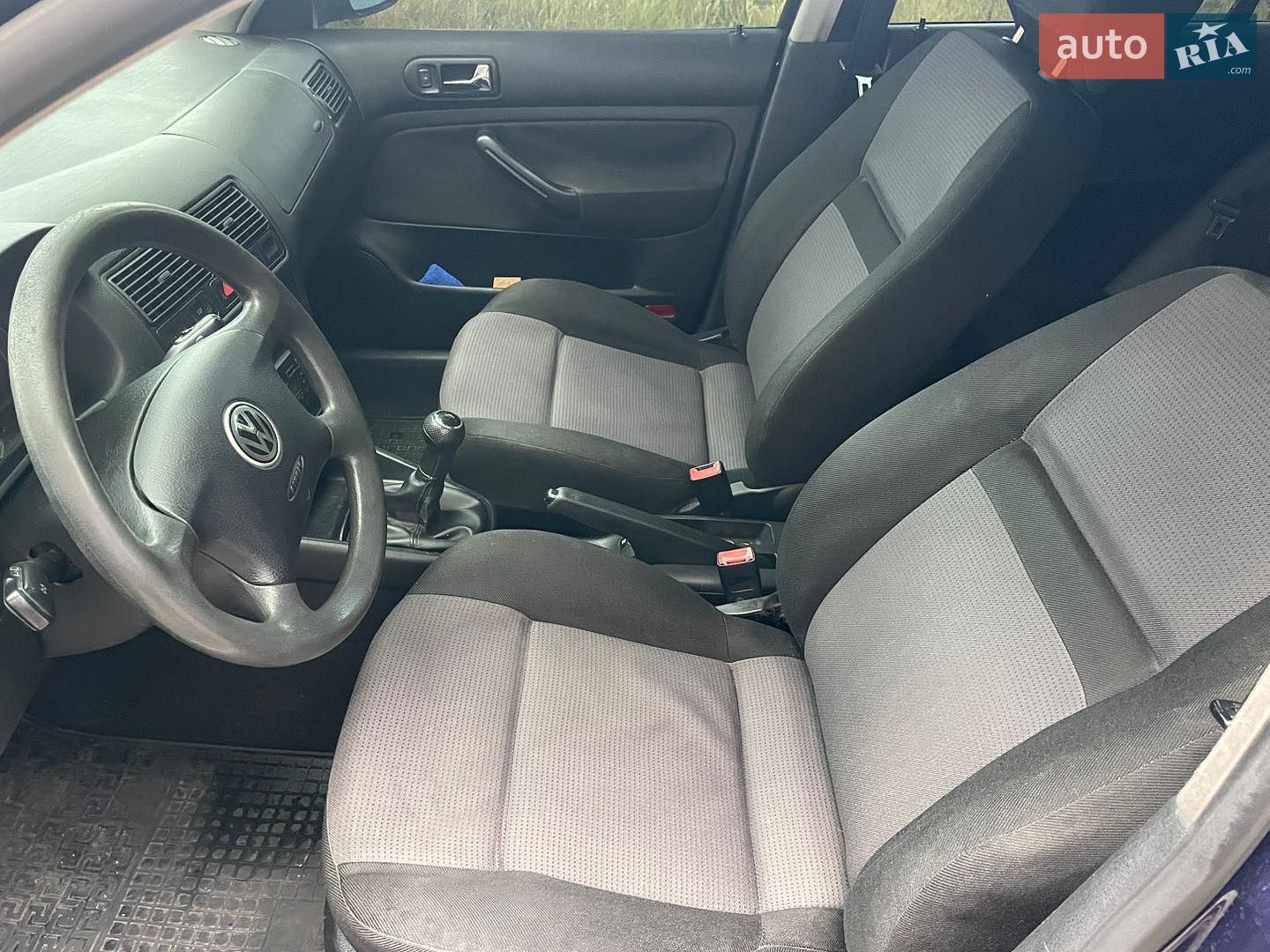Volkswagen Golf 2001 VIN WVWZZZ1JZ2W212024 фото оголошення 13 з 20