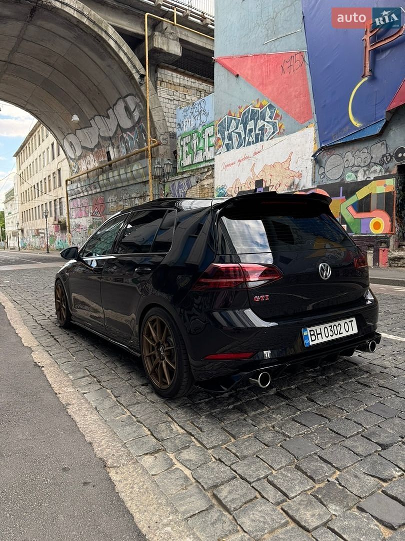 Volkswagen Golf GTI 2019 VIN 3VW6T7AUXKM037081 фото оголошення 8 з 16