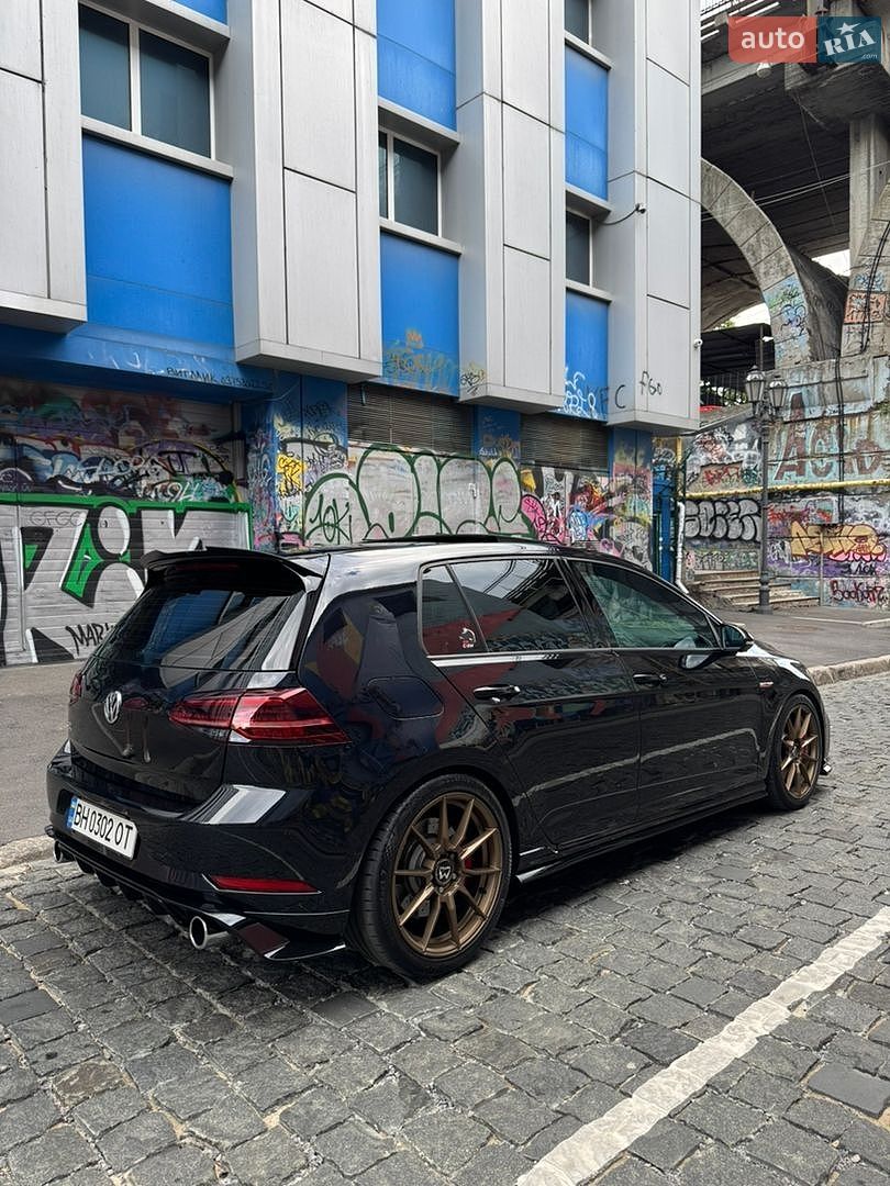 Volkswagen Golf GTI 2019 VIN 3VW6T7AUXKM037081 фото оголошення 5 з 16