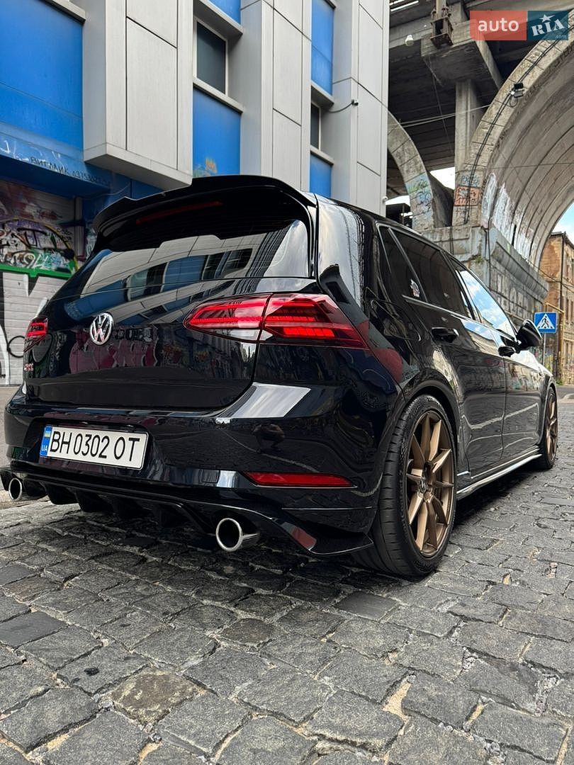Volkswagen Golf GTI 2019 VIN 3VW6T7AUXKM037081 фото оголошення 11 з 16