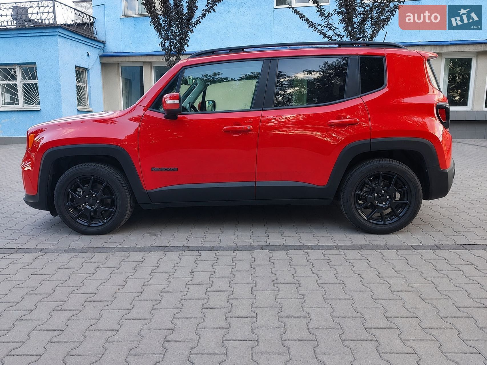 Jeep Renegade 2020 VIN ZACNJABB8LPL41102 фото оголошення 8 з 23
