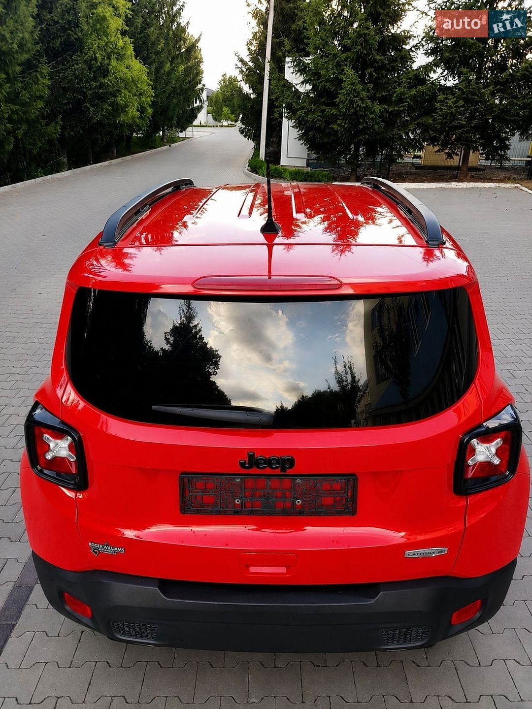Jeep Renegade 2020 VIN ZACNJABB8LPL41102 фото оголошення 9 з 23