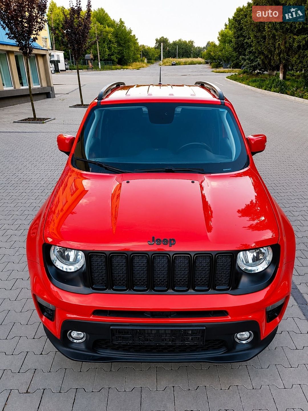 Jeep Renegade 2020 VIN ZACNJABB8LPL41102 фото оголошення 10 з 23