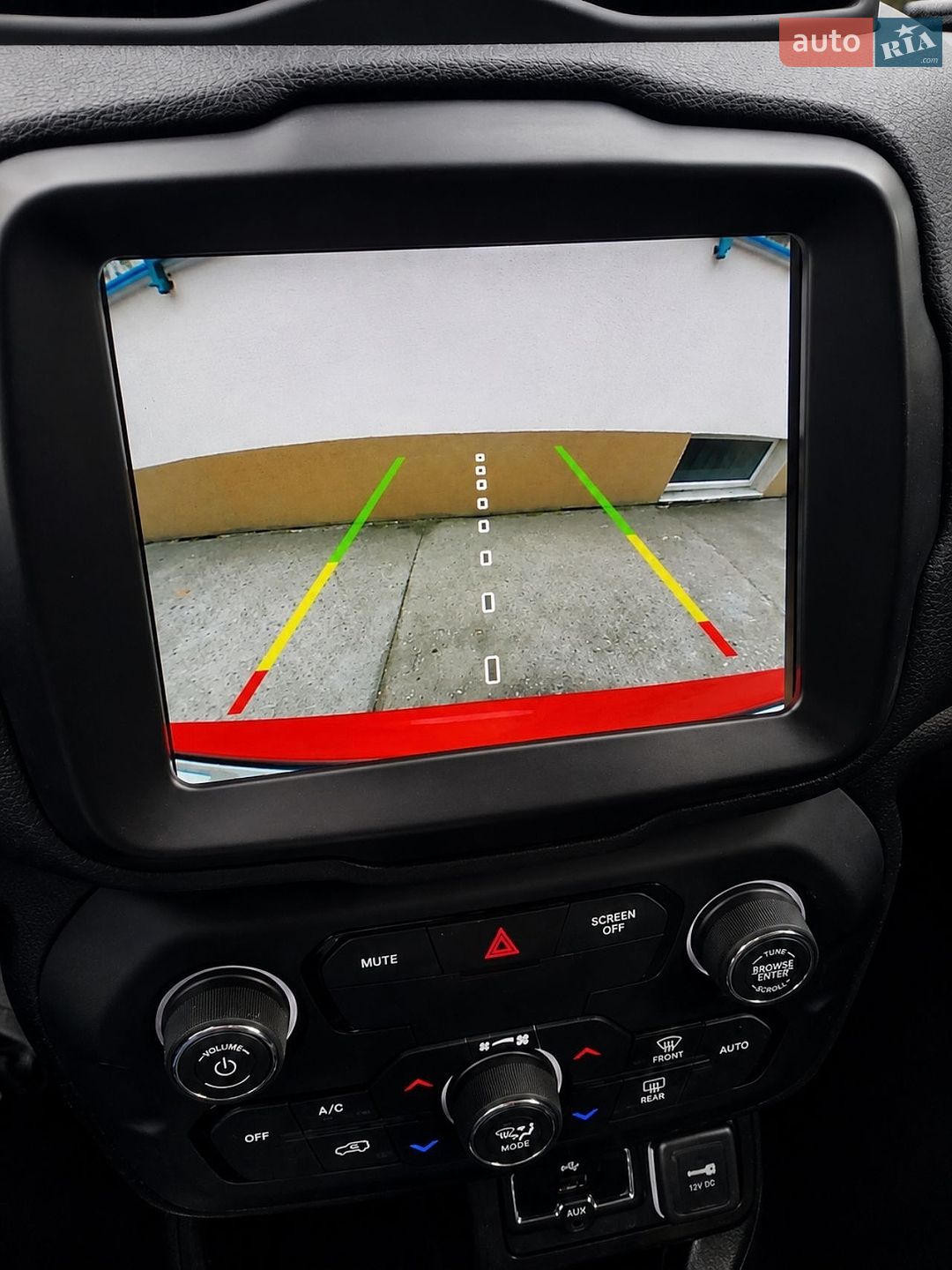 Jeep Renegade 2020 VIN ZACNJABB8LPL41102 фото оголошення 22 з 23