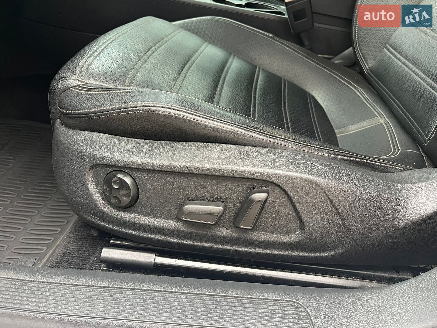 Volkswagen CC / Passat CC 2009 VIN WVWML7AN8AE501783 фото оголошення 21 з 39