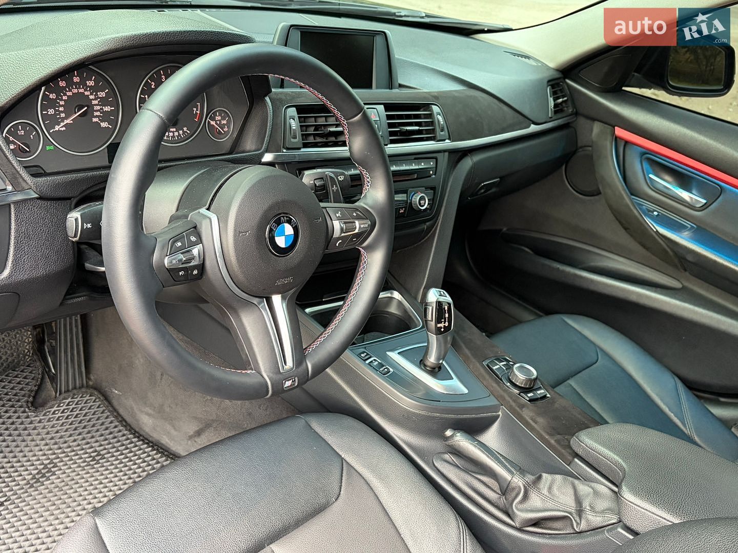 BMW 3 Series 2013 VIN WBA3C1C53EK107165 фото оголошення 8 з 15