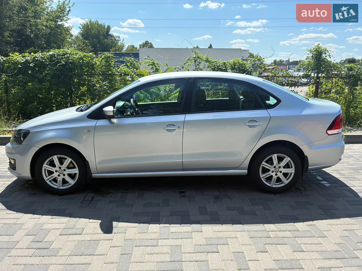Volkswagen Polo 2018 VIN XW8ZZZ61ZJG055275 фото оголошення 2 з 22