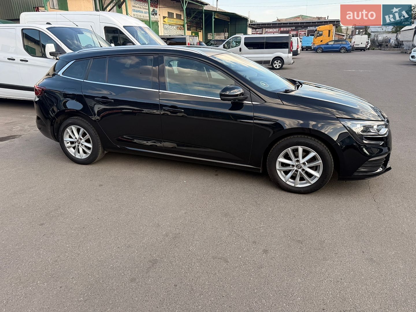 Renault Megane 2019 VIN VF1RFB00563324116 фото оголошення 8 з 52
