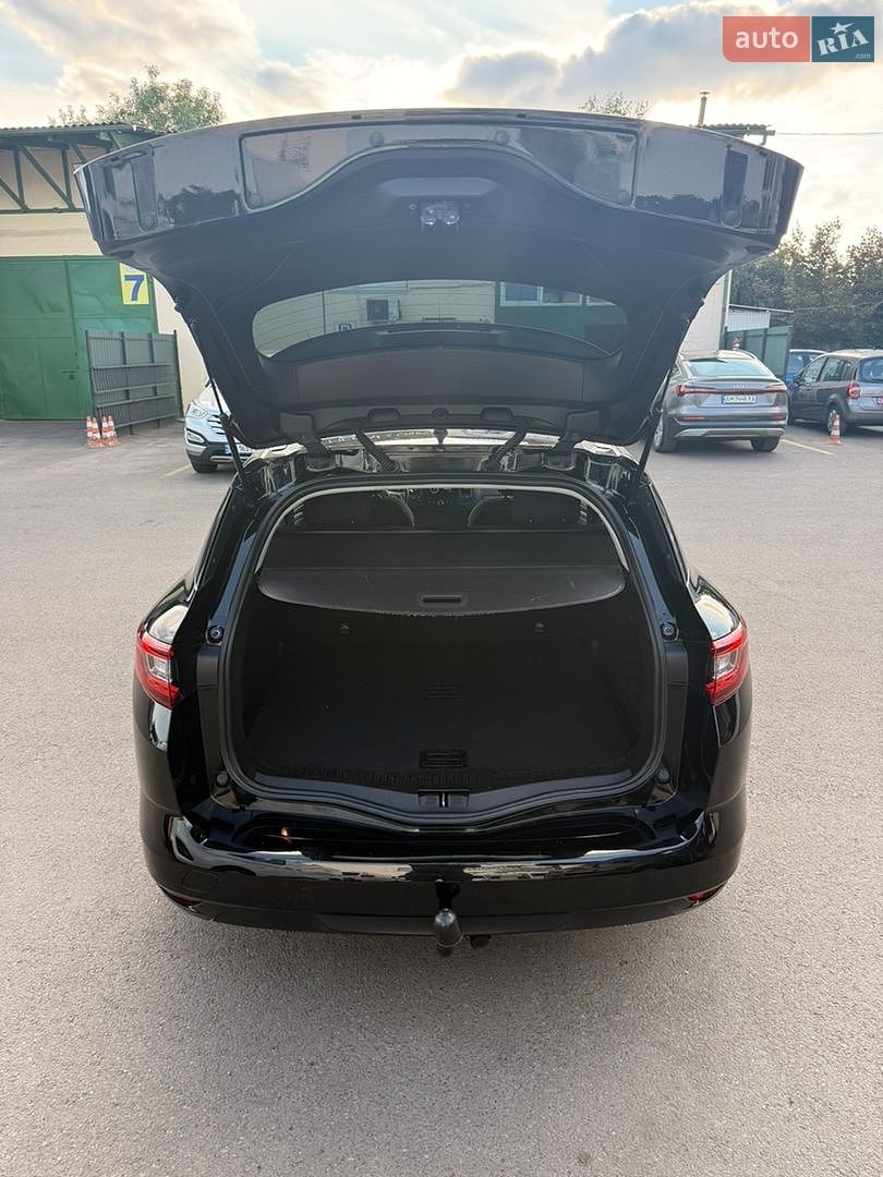 Renault Megane 2019 VIN VF1RFB00563324116 фото оголошення 13 з 52