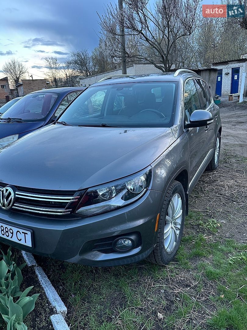 Volkswagen Tiguan 2015 VIN WVGBV7AX8GW537121 фото оголошення 8 з 12