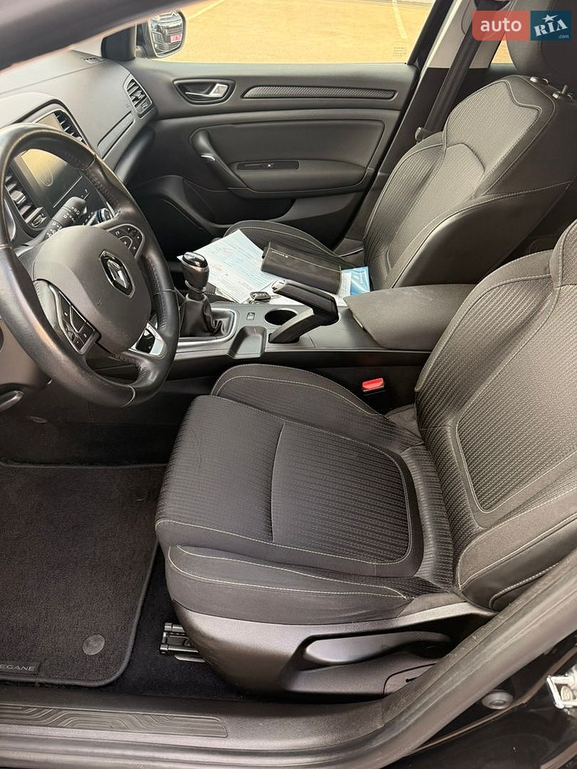 Renault Megane 2019 VIN VF1RFB00563324116 фото оголошення 30 з 52