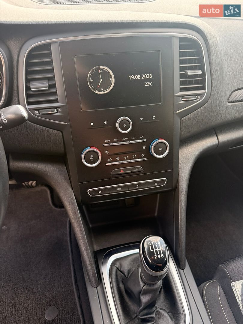 Renault Megane 2019 VIN VF1RFB00563324116 фото оголошення 34 з 52