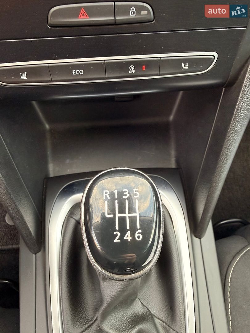 Renault Megane 2019 VIN VF1RFB00563324116 фото оголошення 37 з 52