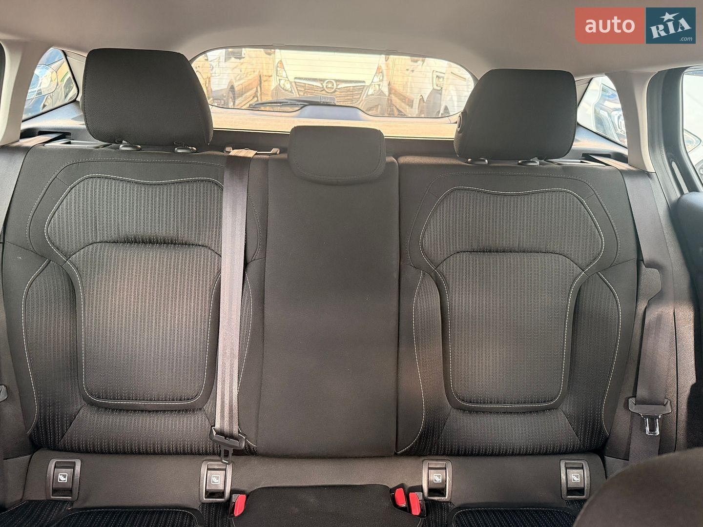 Renault Megane 2019 VIN VF1RFB00563324116 фото оголошення 46 з 52