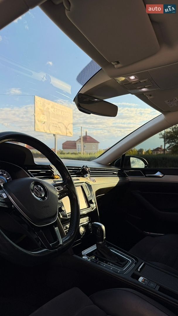 Volkswagen Passat 2015 VIN WVWZZZ3CZGE112483 фото оголошення 10 з 30