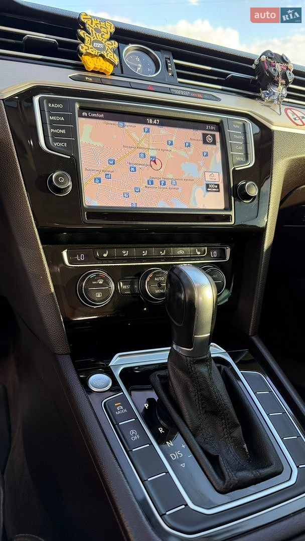 Volkswagen Passat 2015 VIN WVWZZZ3CZGE112483 фото оголошення 11 з 30