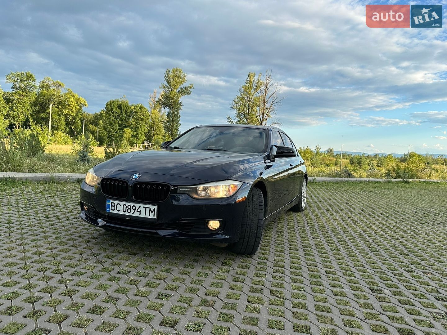 BMW 3 Series 2015 VIN WBA3B5G59FNS20610 фото оголошення 13 з 28