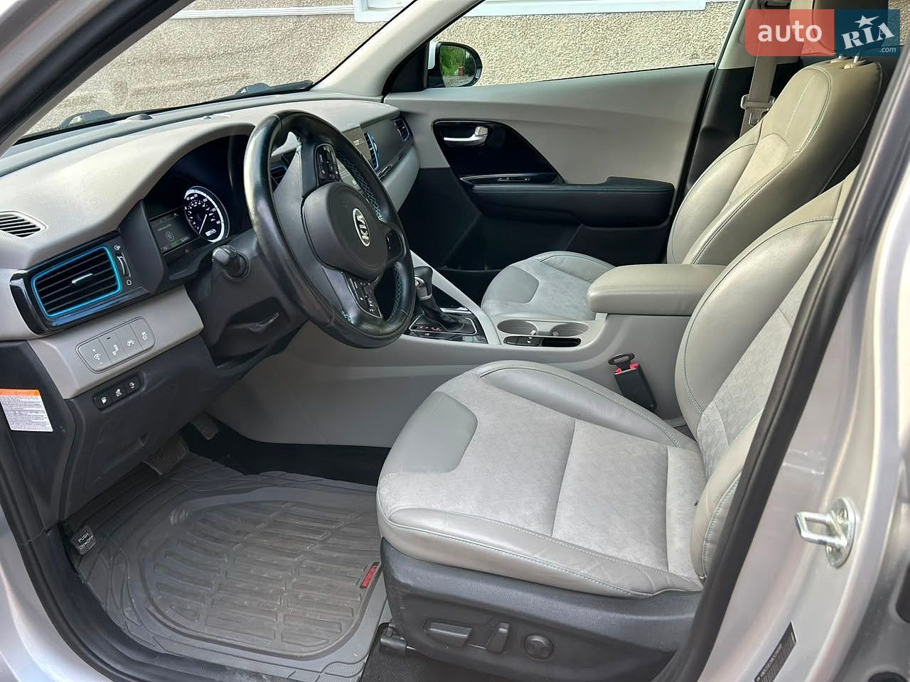 Kia Niro 2018 VIN KNDCD3LD9K5236668 фото оголошення 4 з 16