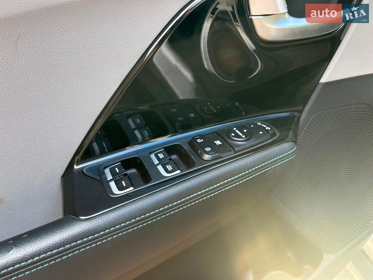 Kia Niro 2018 VIN KNDCD3LD9K5236668 фото оголошення 7 з 16
