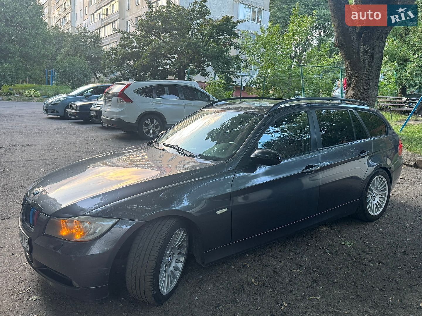 BMW 3 Series 2005 VIN WBAVR71040KS94006 фото оголошення 2 з 16