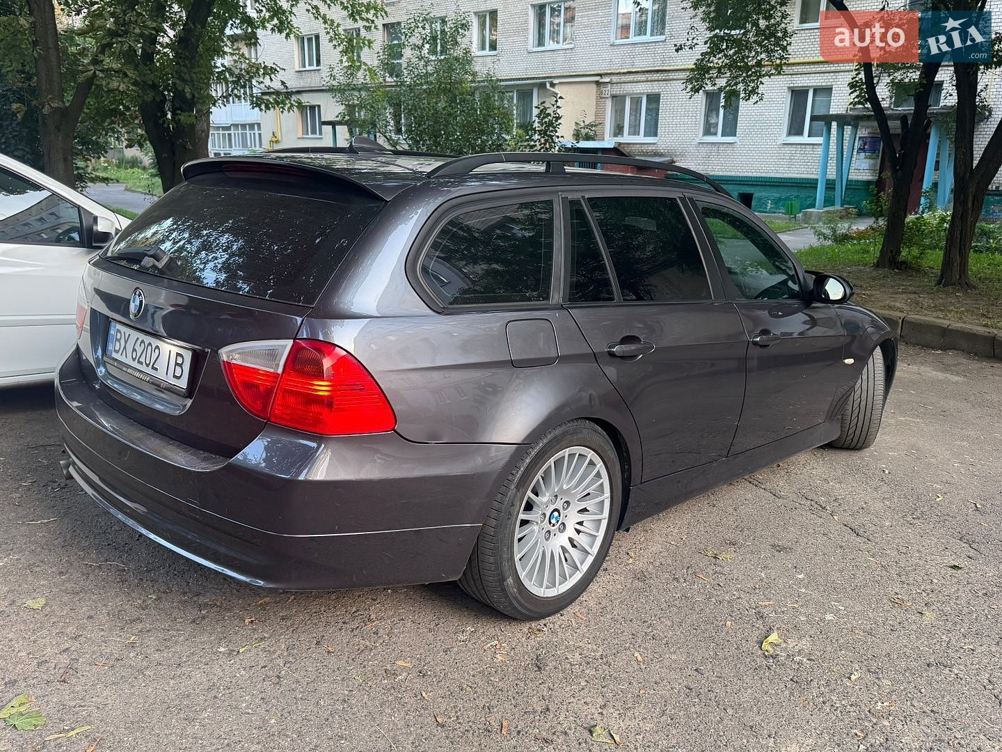 BMW 3 Series 2005 VIN WBAVR71040KS94006 фото оголошення 6 з 16