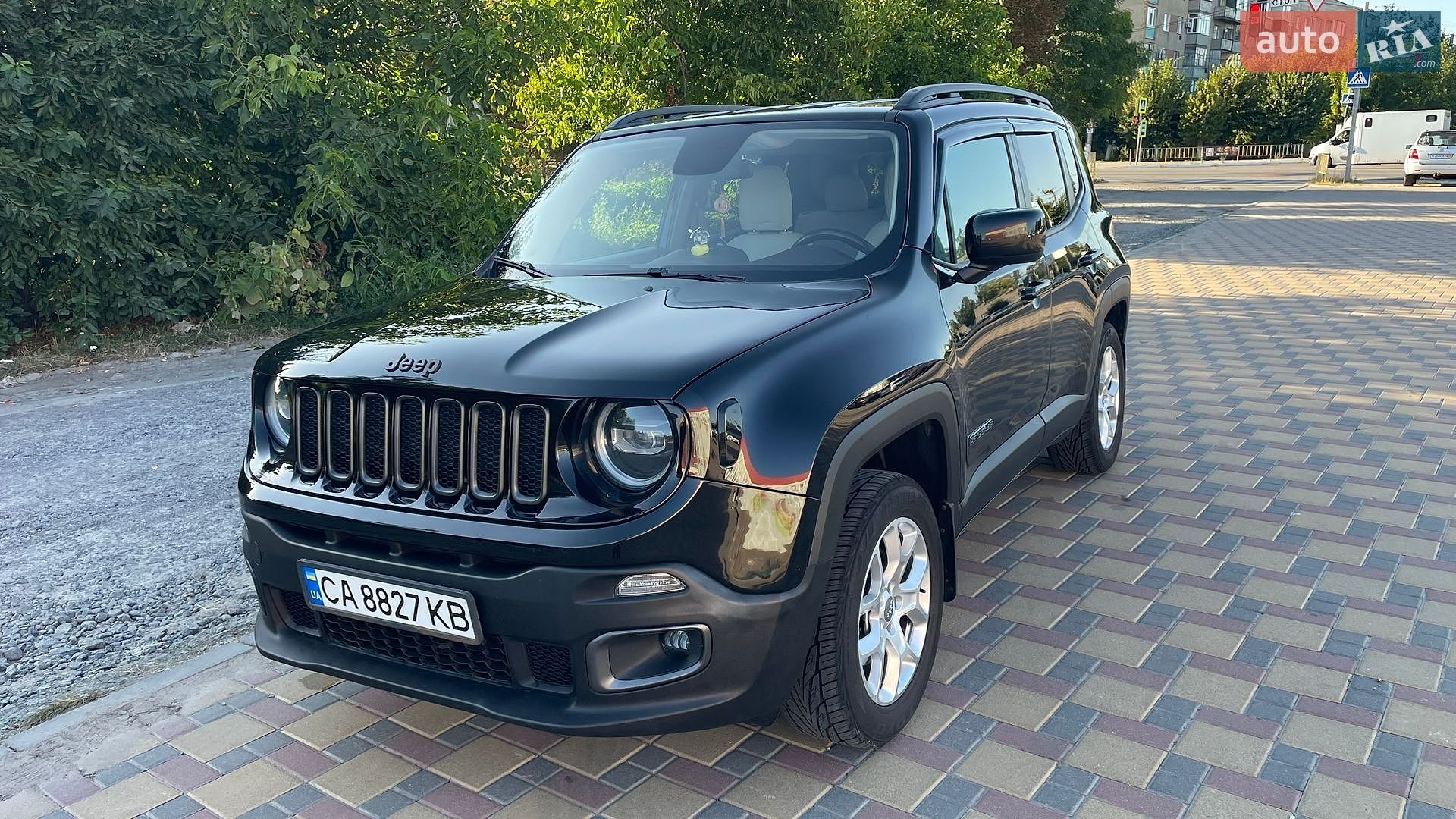 Jeep Renegade 2015 VIN ZACCJBBT3FPC21835 фото оголошення 3 з 45