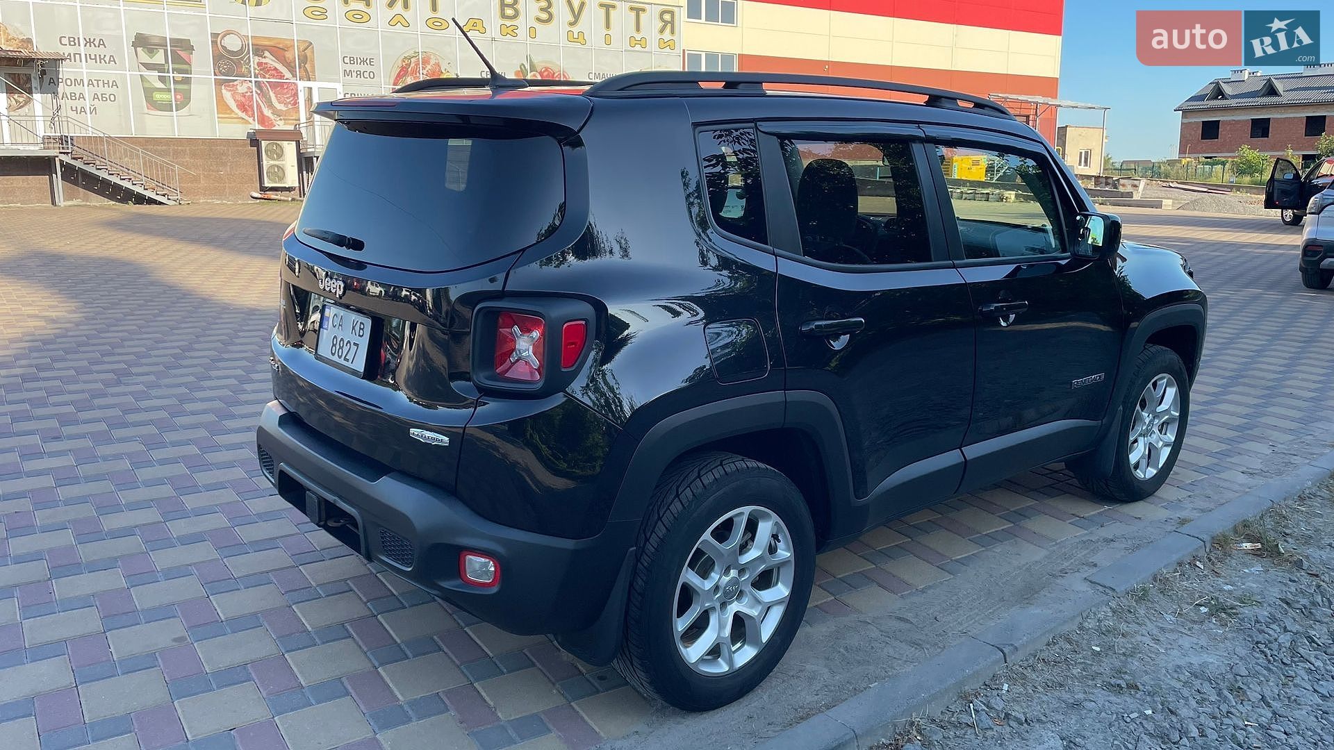 Jeep Renegade 2015 VIN ZACCJBBT3FPC21835 фото оголошення 10 з 45
