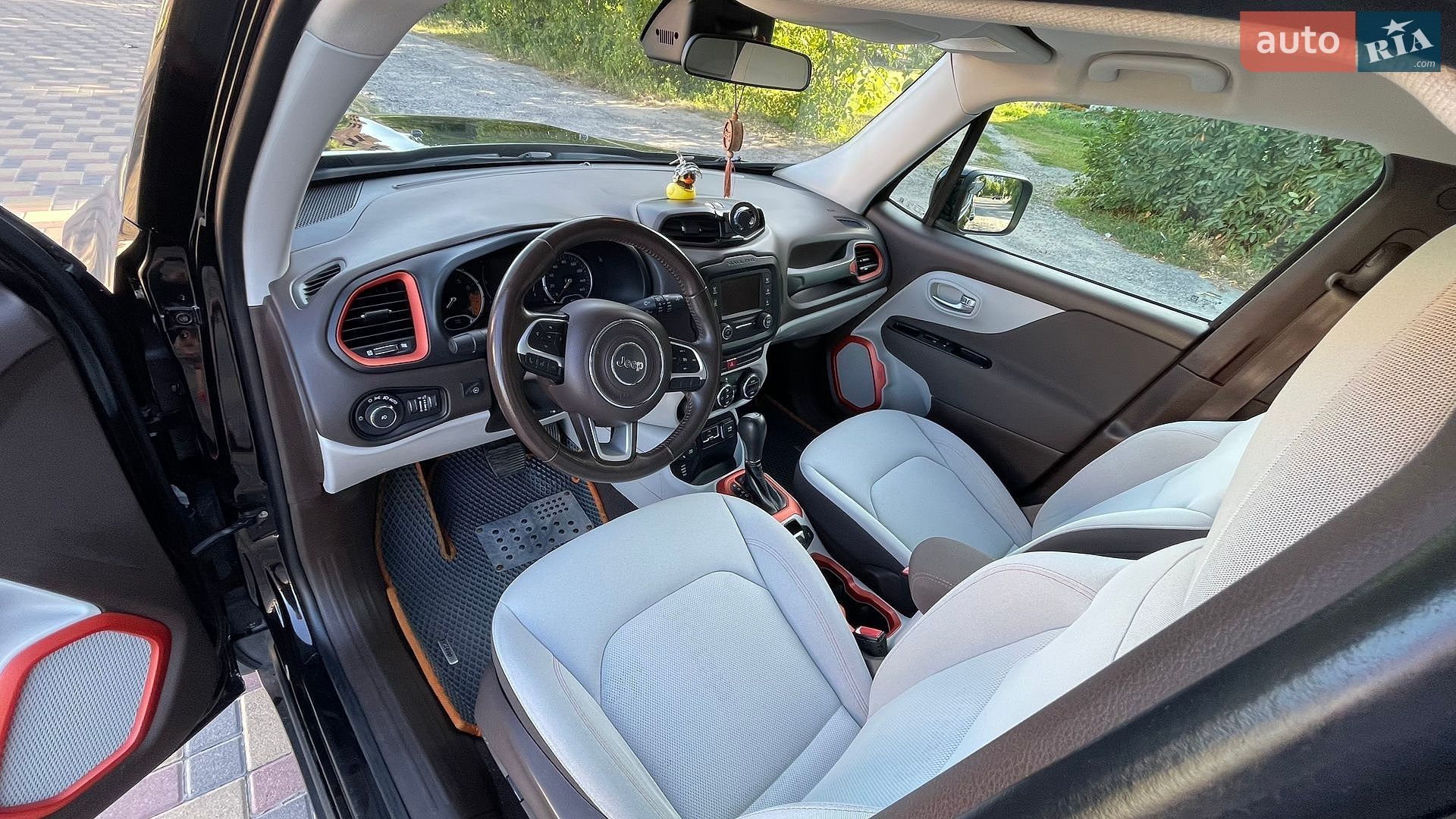 Jeep Renegade 2015 VIN ZACCJBBT3FPC21835 фото оголошення 15 з 45