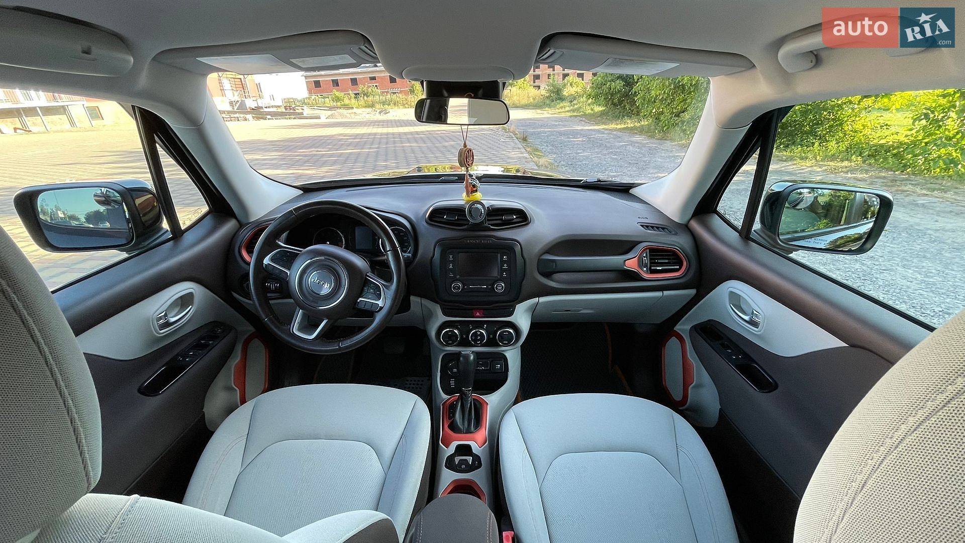 Jeep Renegade 2015 VIN ZACCJBBT3FPC21835 фото оголошення 24 з 45