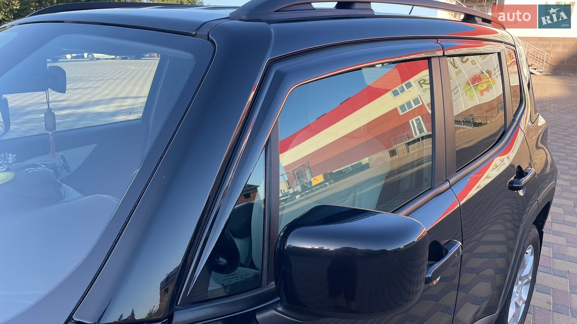 Jeep Renegade 2015 VIN ZACCJBBT3FPC21835 фото оголошення 36 з 45