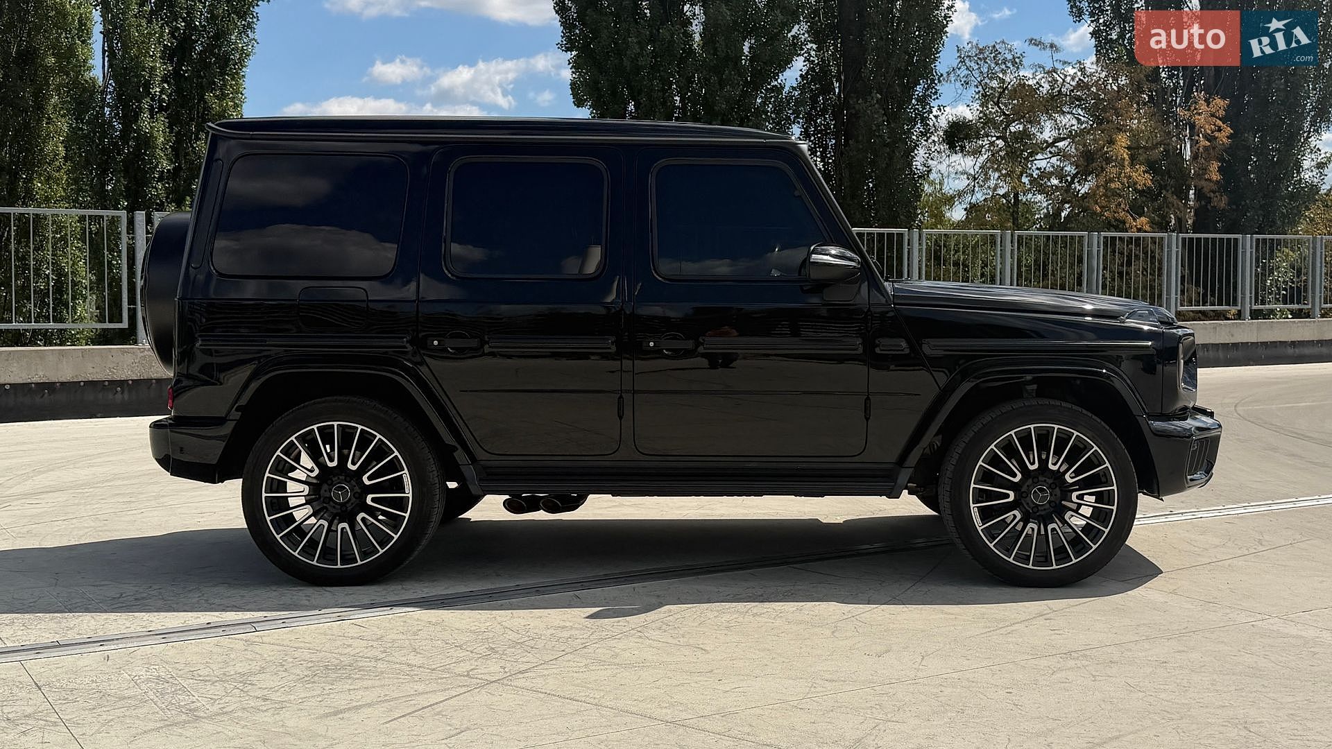 Mercedes-Benz G-Class 2018 VIN WDCYC6BJ0KX305764 фото оголошення 4 з 29