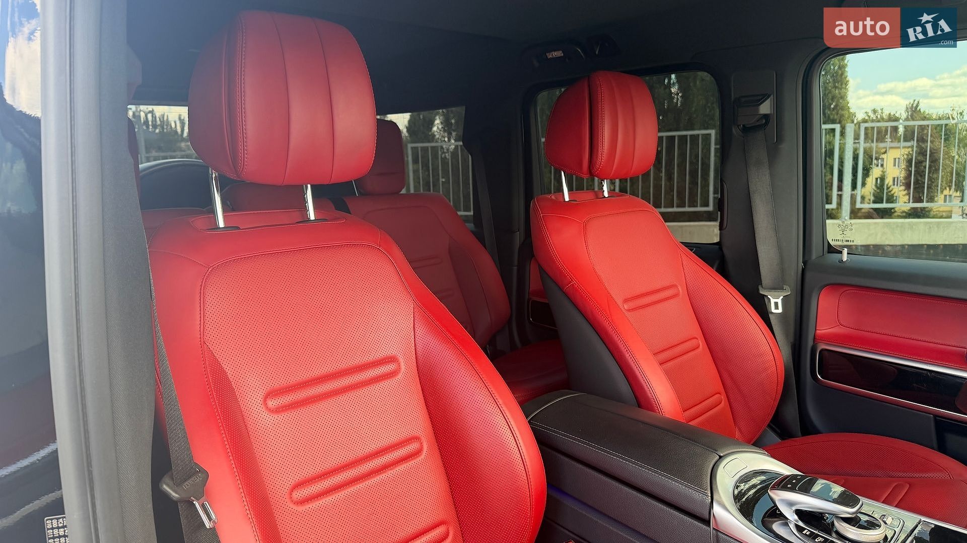 Mercedes-Benz G-Class 2018 VIN WDCYC6BJ0KX305764 фото оголошення 19 з 29