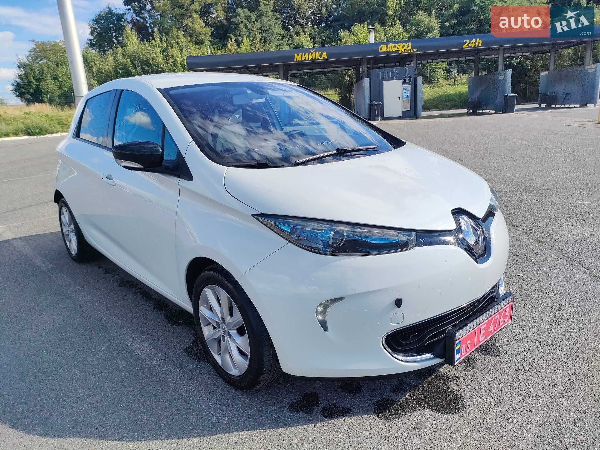 Renault Zoe 2015 VIN VF1AGVYB053453365 фото оголошення 3 з 36
