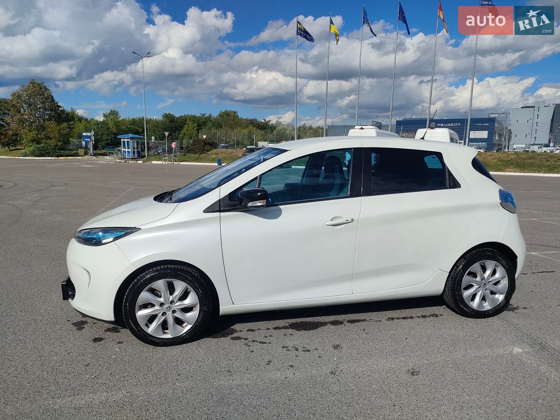 Renault Zoe 2015 VIN VF1AGVYB053453365 фото оголошення 10 з 36
