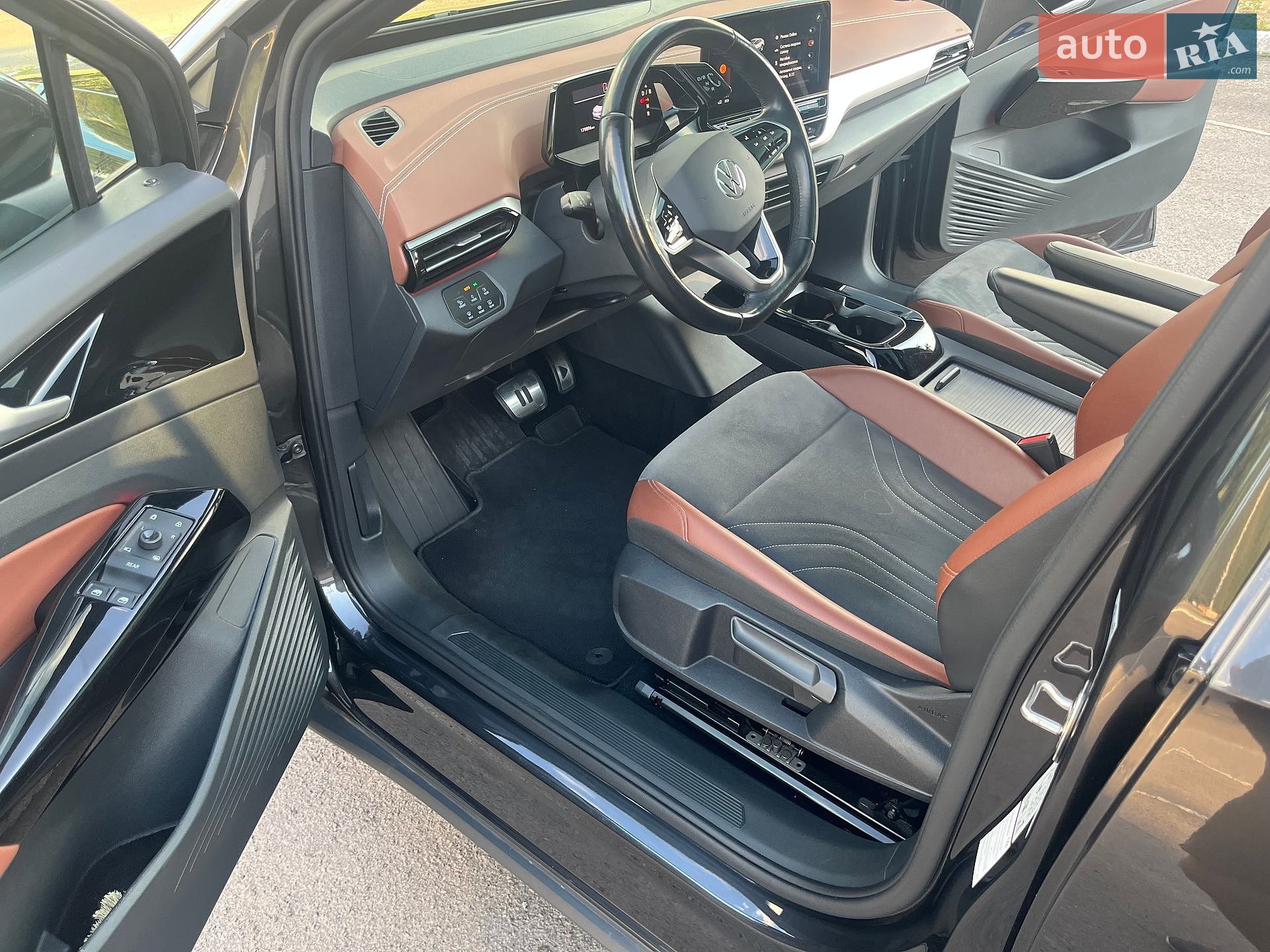 Volkswagen ID.4 2021 VIN WVGZZZE2ZNP006379 фото оголошення 15 з 35