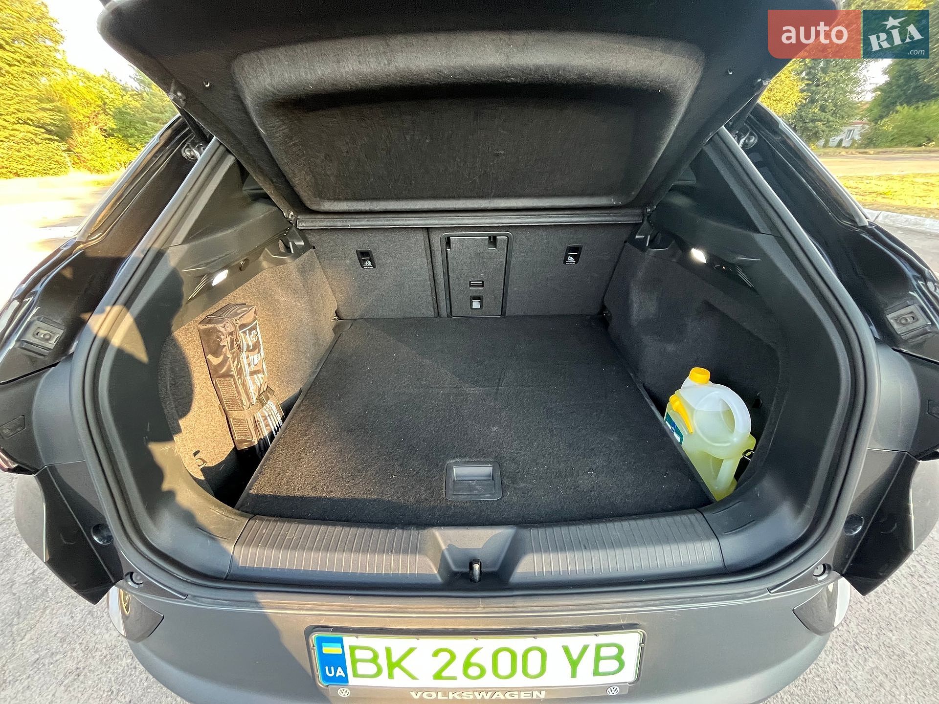 Volkswagen ID.4 2021 VIN WVGZZZE2ZNP006379 фото оголошення 18 з 35