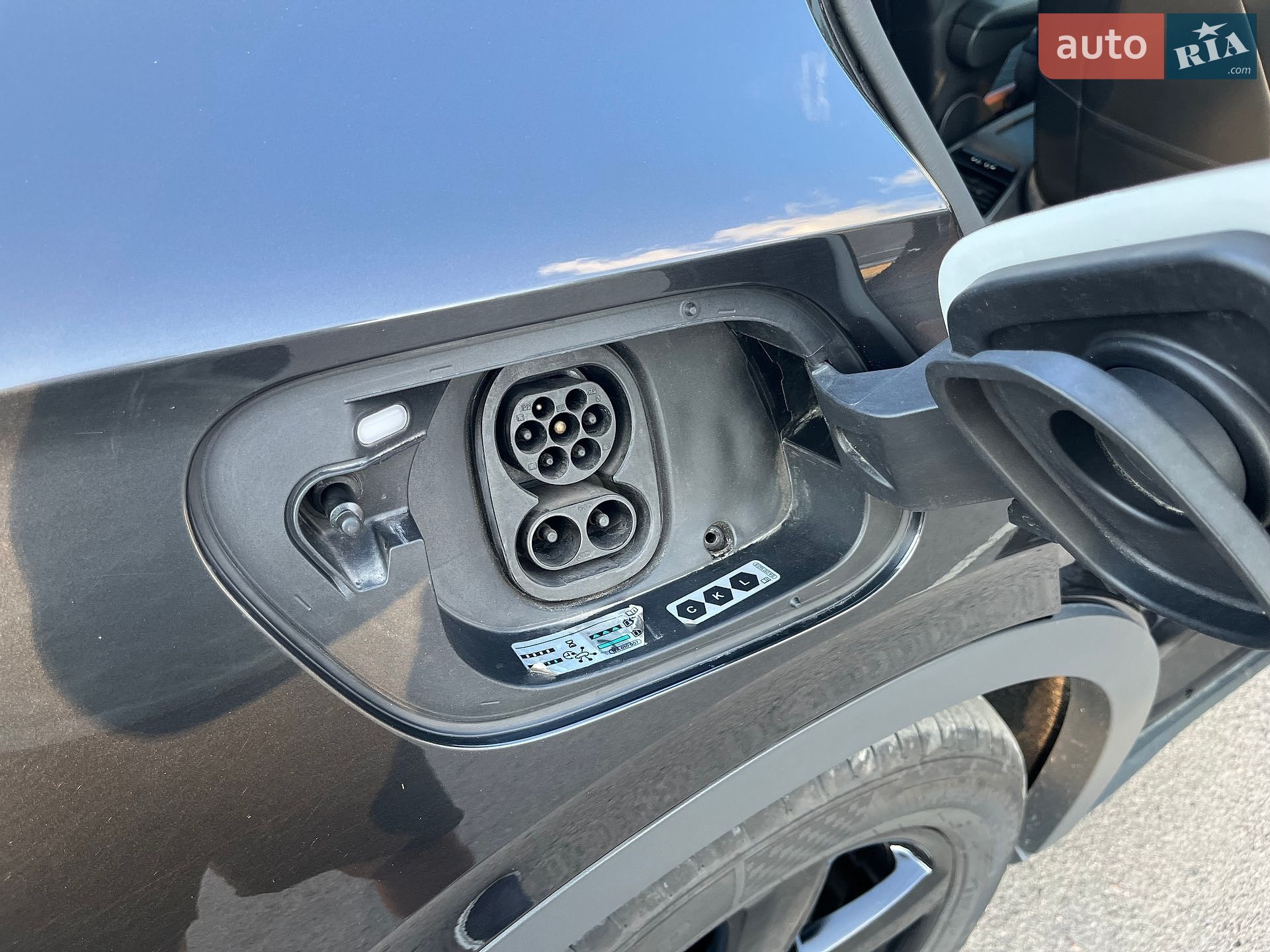 Volkswagen ID.4 2021 VIN WVGZZZE2ZNP006379 фото оголошення 33 з 35