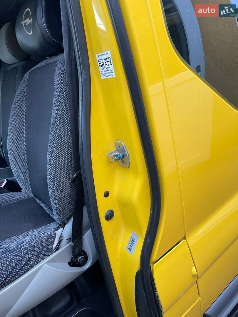 Opel Vivaro 2004 VIN W0LF7ABA54V621967 фото оголошення 8 з 13